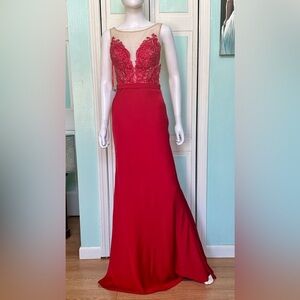 Size 4 Madison James 18-663 Red Plunge Sexy Drama Prom Dress Gown Pageant Gala
